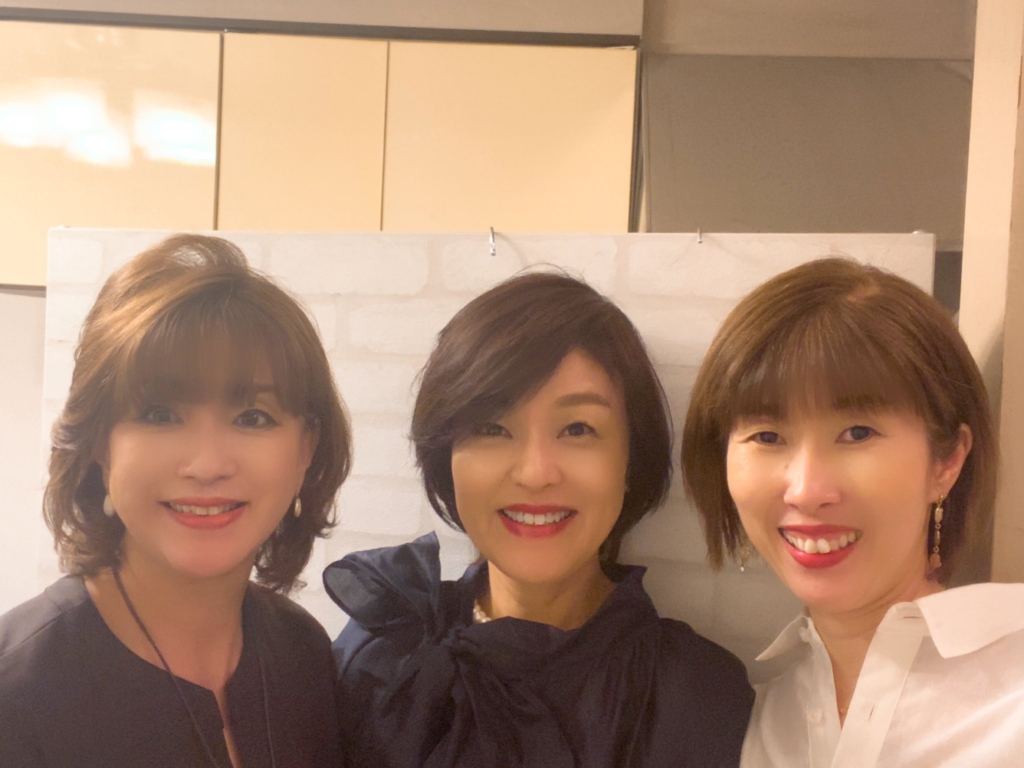 いよいよメイクセラピー強化実習に突入しました。