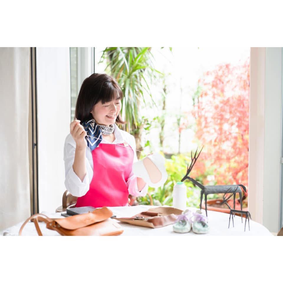 武蔵小金井市にて、「革工房こじか」を主宰される南由紀子さん